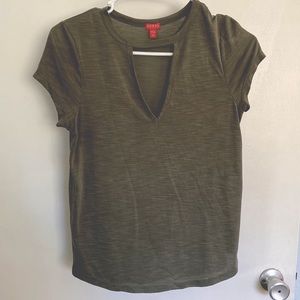 Guess light green top. Xs. Like new.